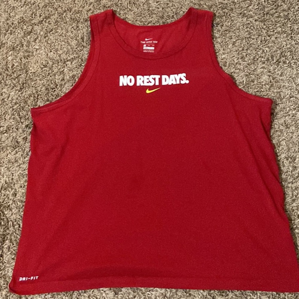 Nike Dri-Fit XXL RED MENS TANK “no rest days”